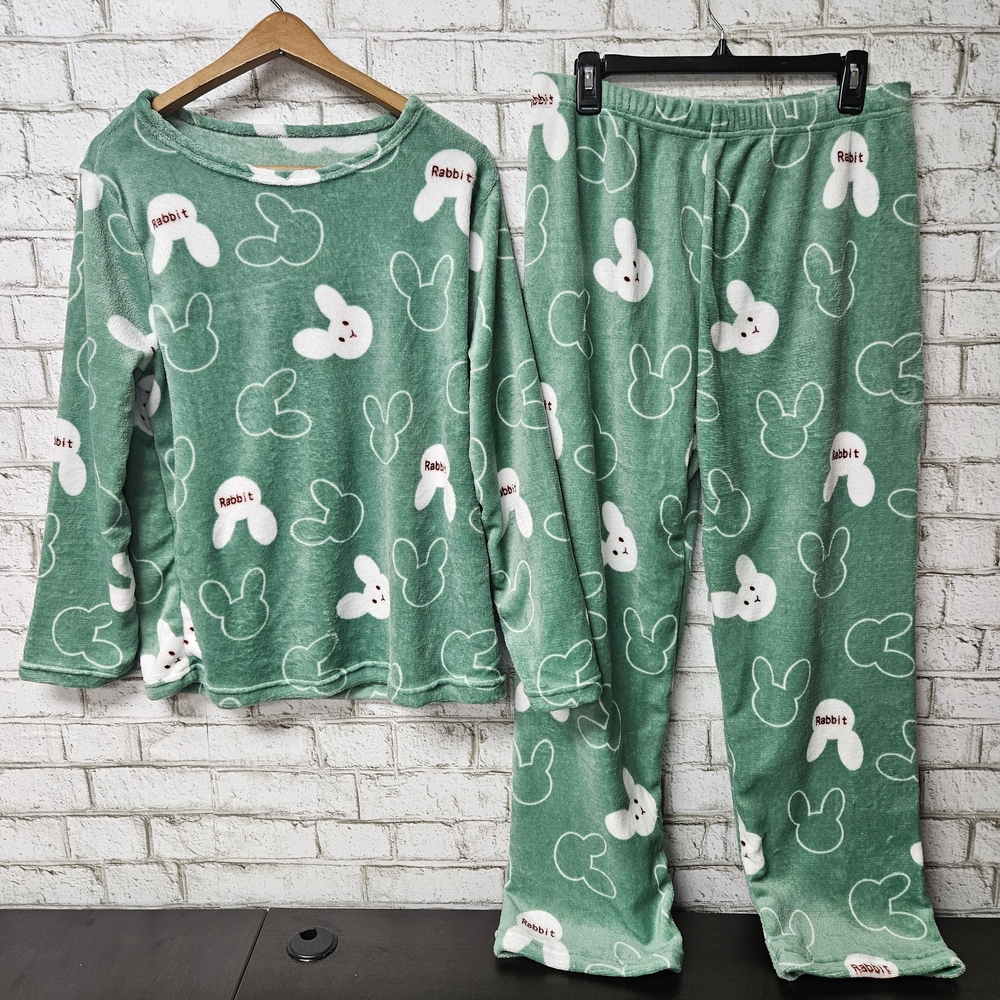 Women's Green And White Bunny Plush Pajamas Set Size XL Easter